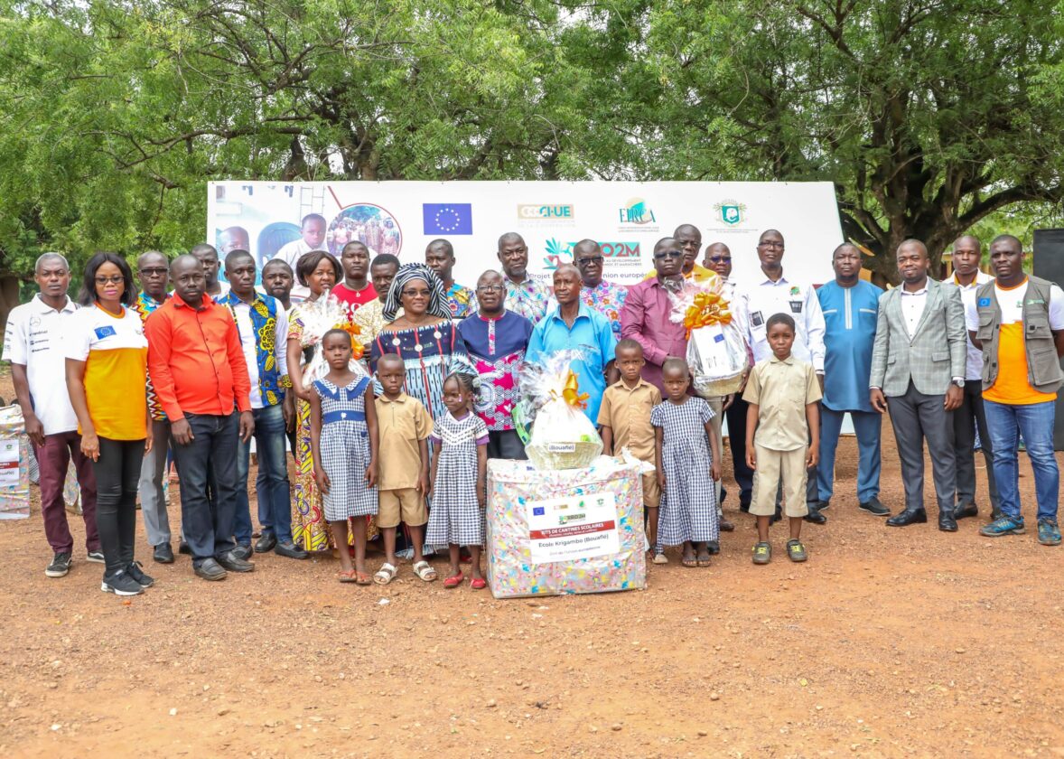 Le FIRCA équipe 16 cantines scolaires en couverts de tables avec l’appui financier de l’Union européenne