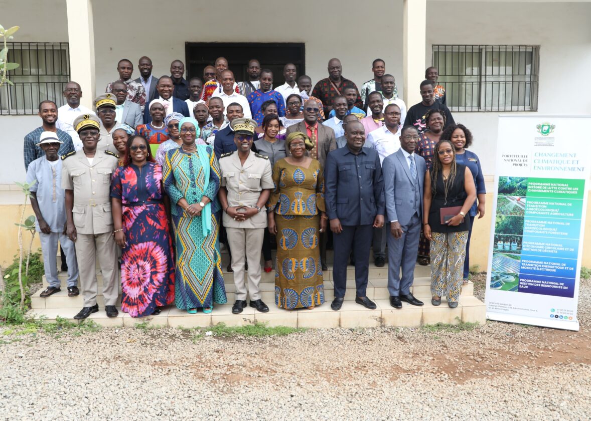 Le MINEDDTE et le FIRCA s’unissent pour offrir de l’eau potable aux populations rurales du centre du pays